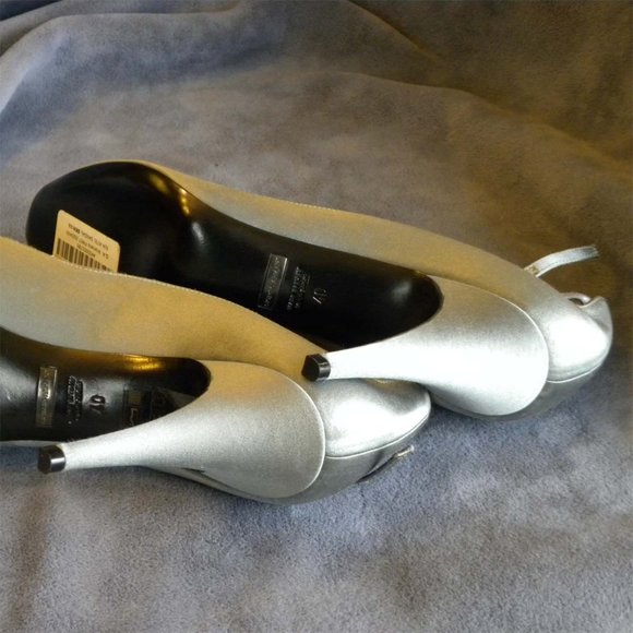 Giorgio Armani - Picture 7 of 8